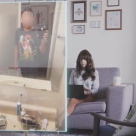 Social MediARverse: Investigating Users' Social Media Content Sharing and Consuming Intentions with Location-Based AR