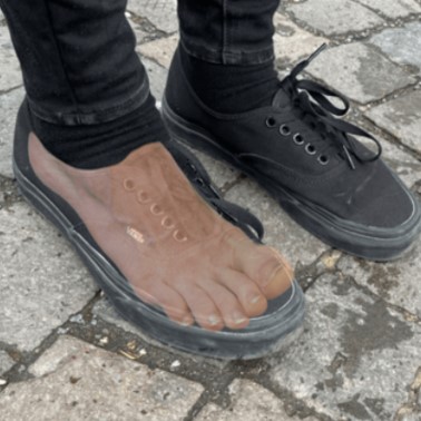 TicTacToes: Assessing Toe Movements as an Input Modality